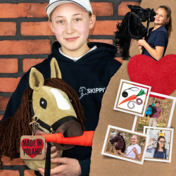 Hobby Horse Skippi Karmel A3 – Halfter und Zügel inklusive – beige